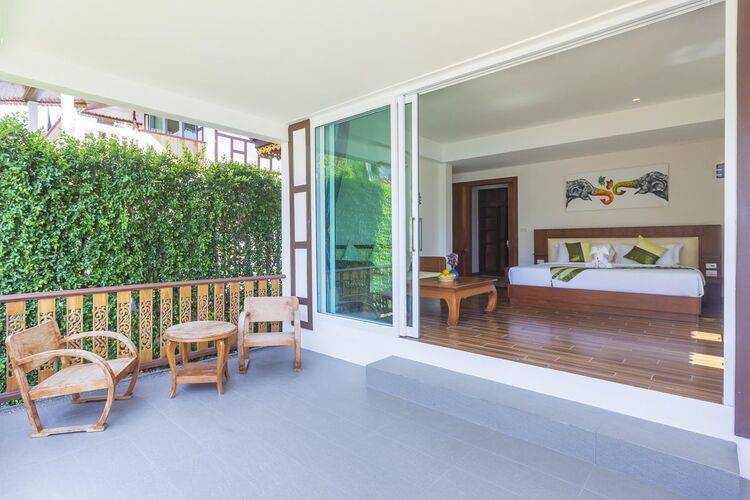 Floral Hotel Aura Samui Best Beach Hotel
