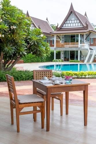 Floral Hotel Aura Samui Best Beach Hotel
