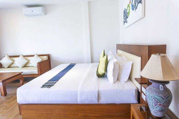 Floral Hotel Aura Samui Best Beach Hotel
