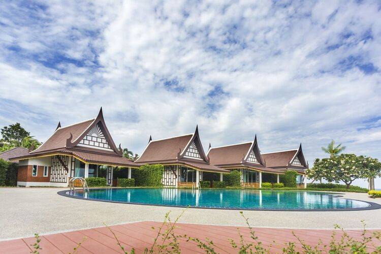 Floral Hotel Aura Samui Best Beach Hotel
