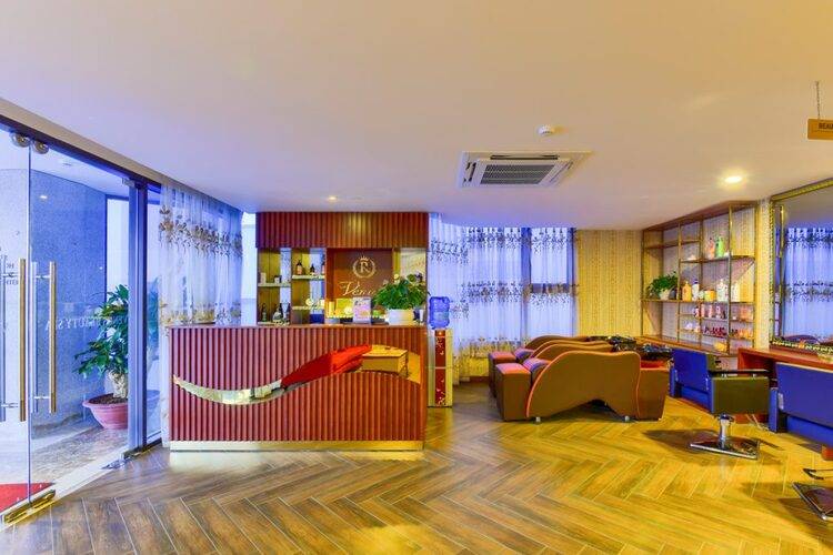 Regalia Gold Hotel