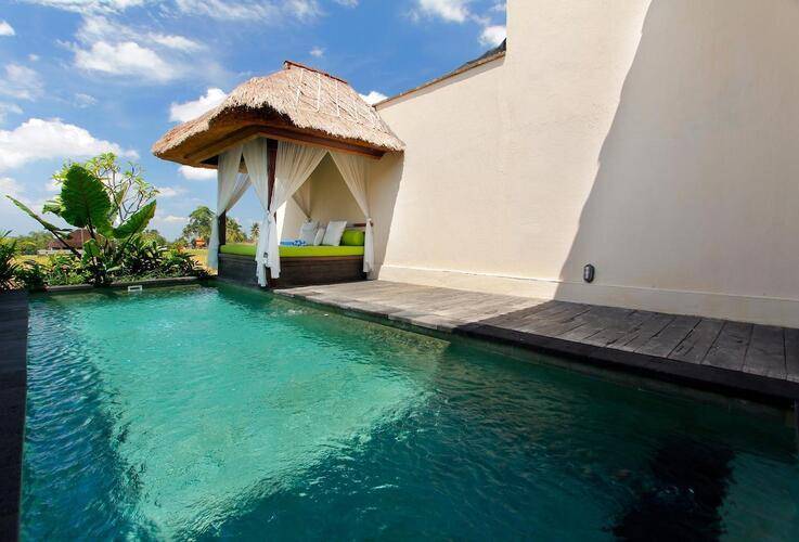 Alam Puisi Villa