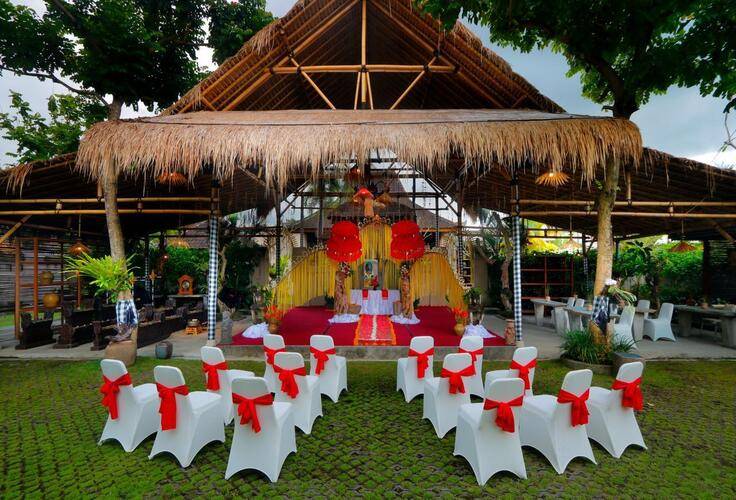 Alam Puisi Villa
