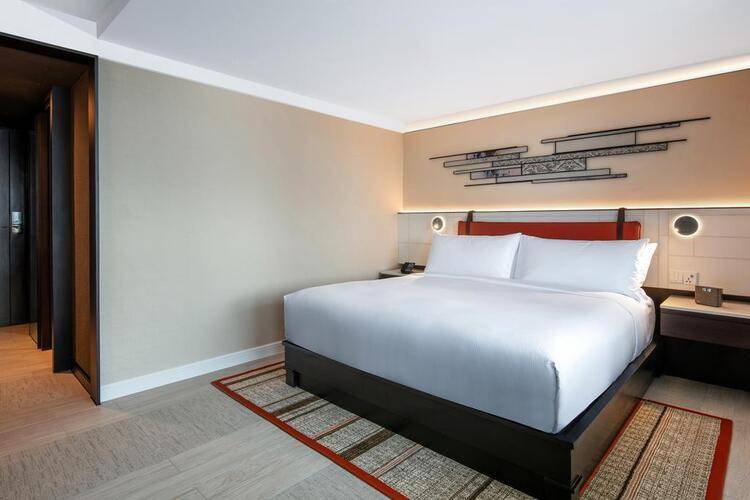 Doubletree By Hilton Bangkok Ploenchit