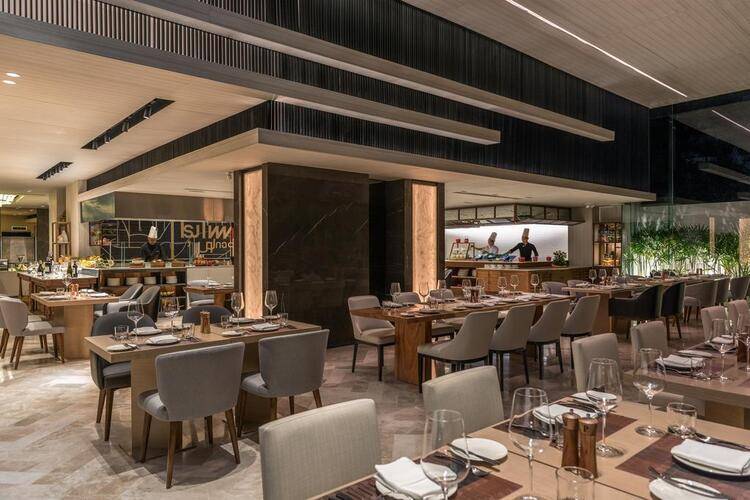 Doubletree By Hilton Bangkok Ploenchit