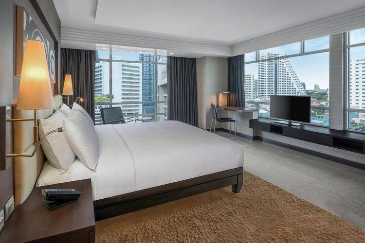 Doubletree By Hilton Bangkok Ploenchit