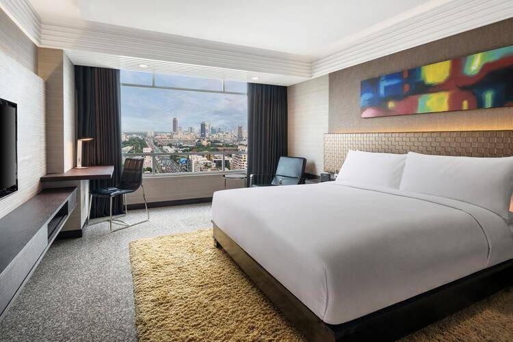Doubletree By Hilton Bangkok Ploenchit