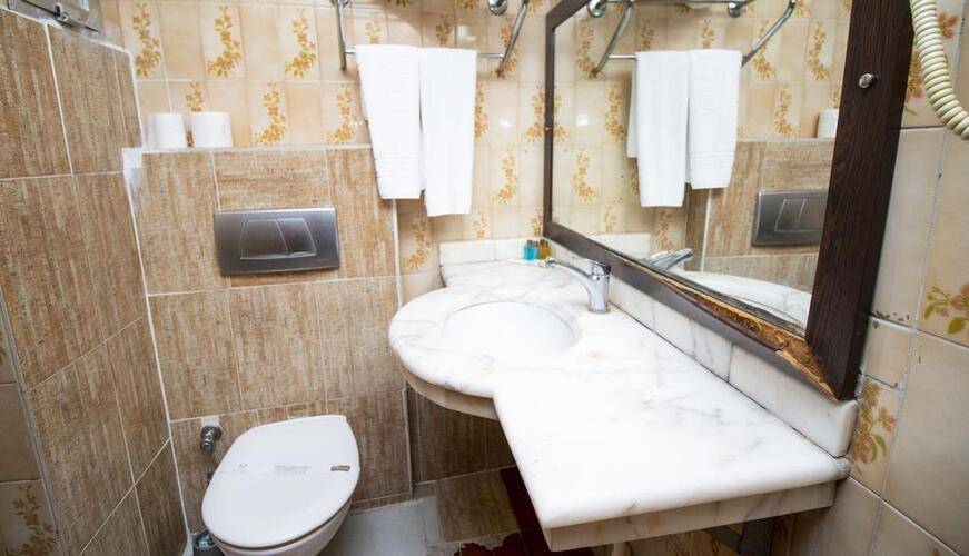 Buyuk Hamit Hotel
