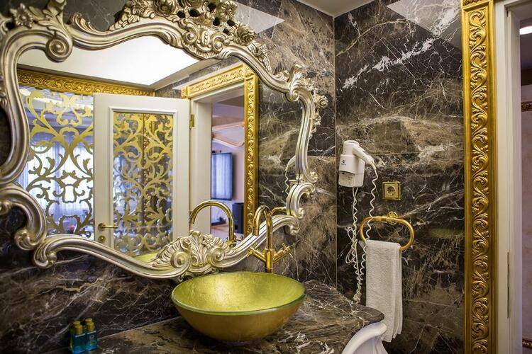 Buyuk Hamit Hotel
