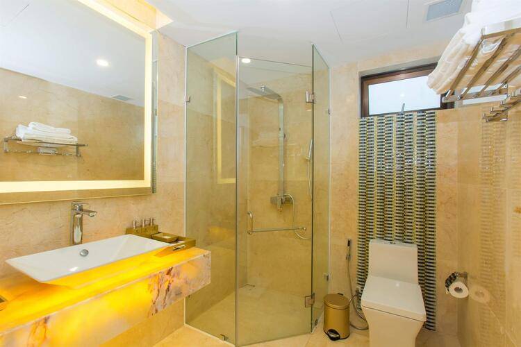 Mandila Beach Hotel