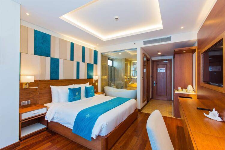 Mandila Beach Hotel