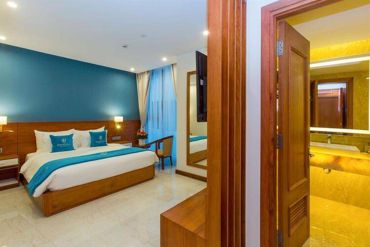 Mandila Beach Hotel