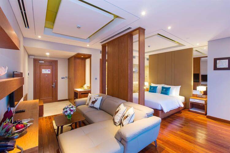 Mandila Beach Hotel