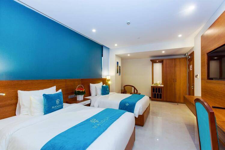 Mandila Beach Hotel