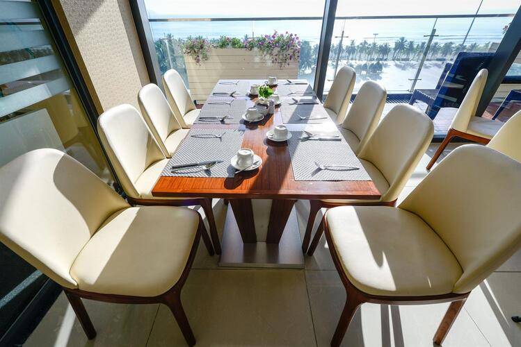 Nalod Hotel