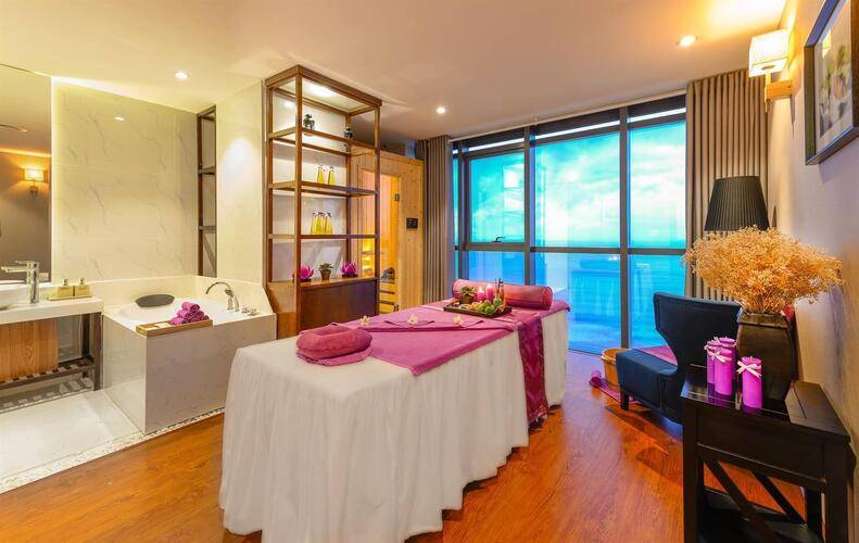 Nalod Hotel