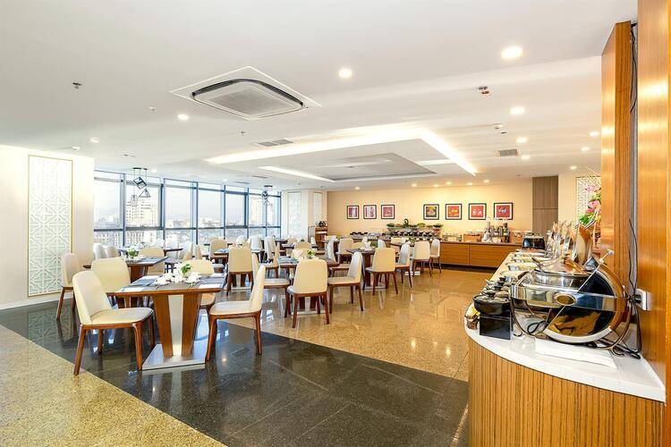 Nalod Hotel