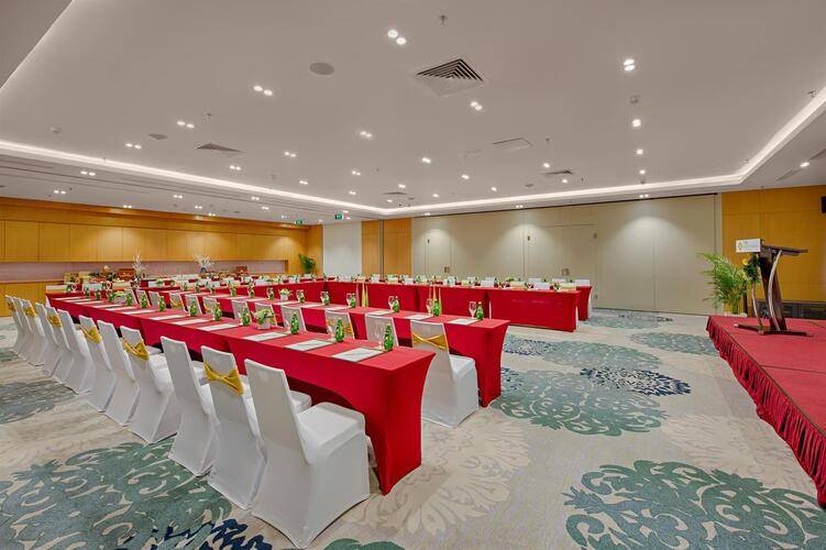 TMS Hotel Da Nang Beach