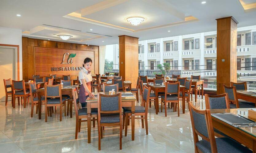 Sunny Ocean Hotel