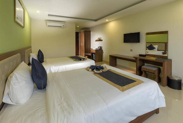 7. Seven Sea Hotel Da Nang