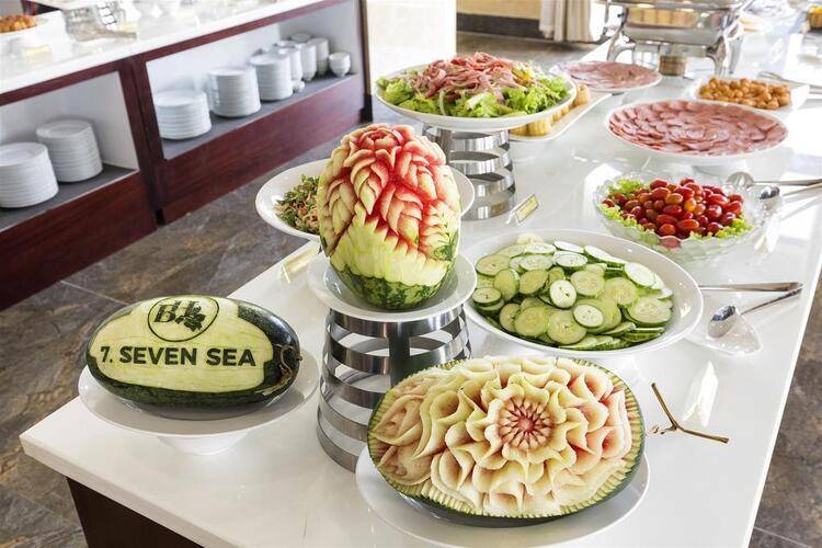 7. Seven Sea Hotel Da Nang