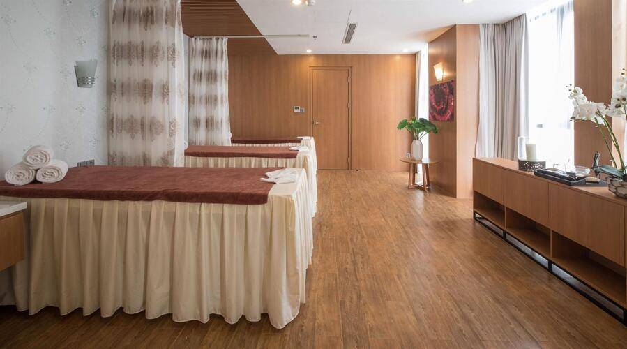 Haian Beach Hotel & Spa