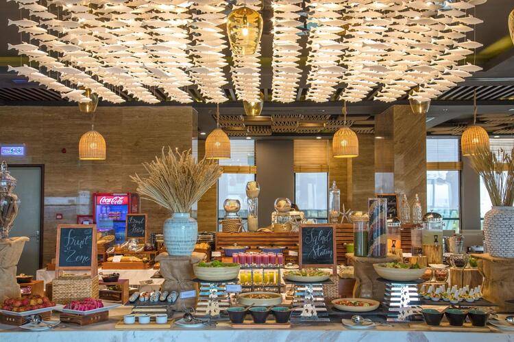 Haian Beach Hotel & Spa