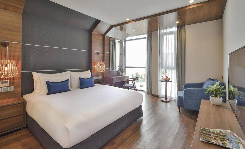 Haian Beach Hotel & Spa