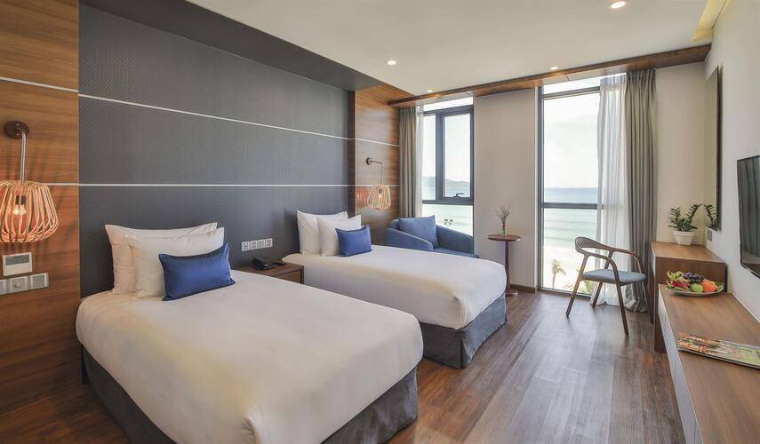 Haian Beach Hotel & Spa
