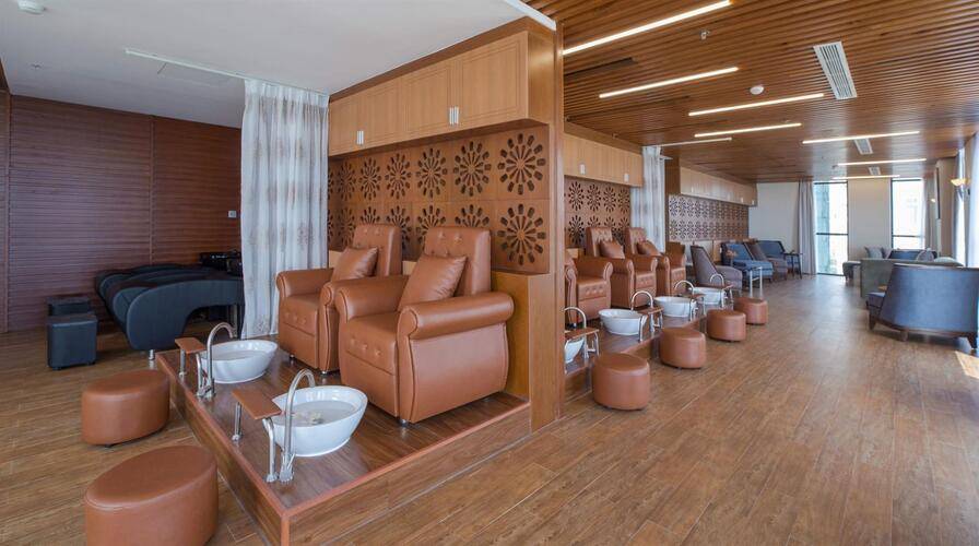 Haian Beach Hotel & Spa