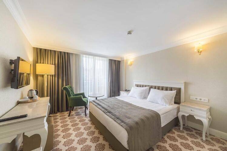 Kunlun Hotel