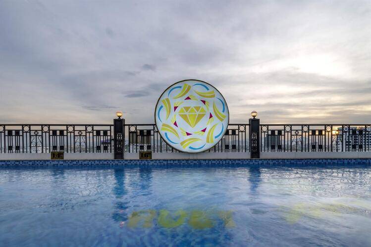 Ruby Light Hotel