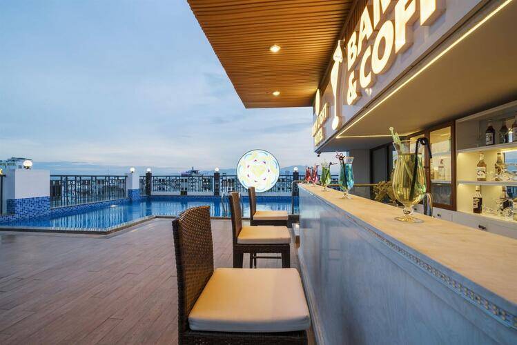 Ruby Light Hotel