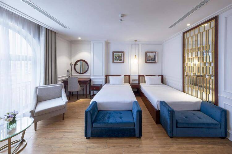 Ruby Light Hotel