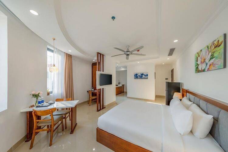 Kiwi Hotel