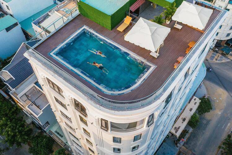 Kiwi Hotel