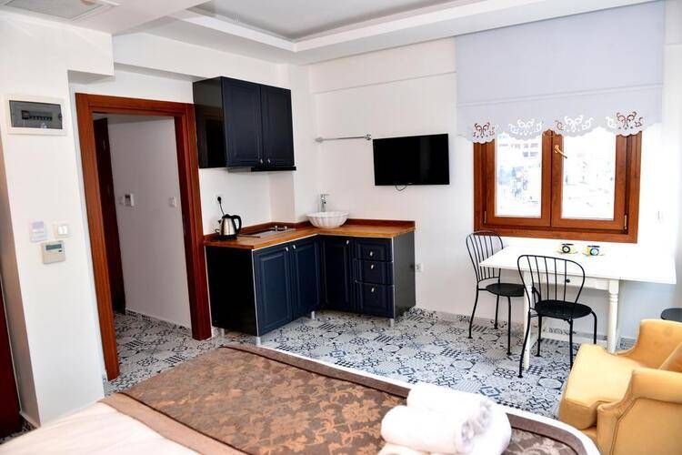Oriella Hotel