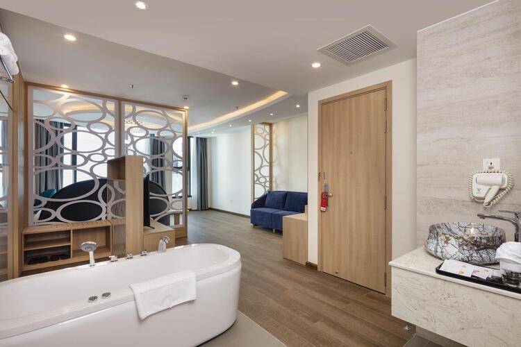 Lucky Sun Hotel