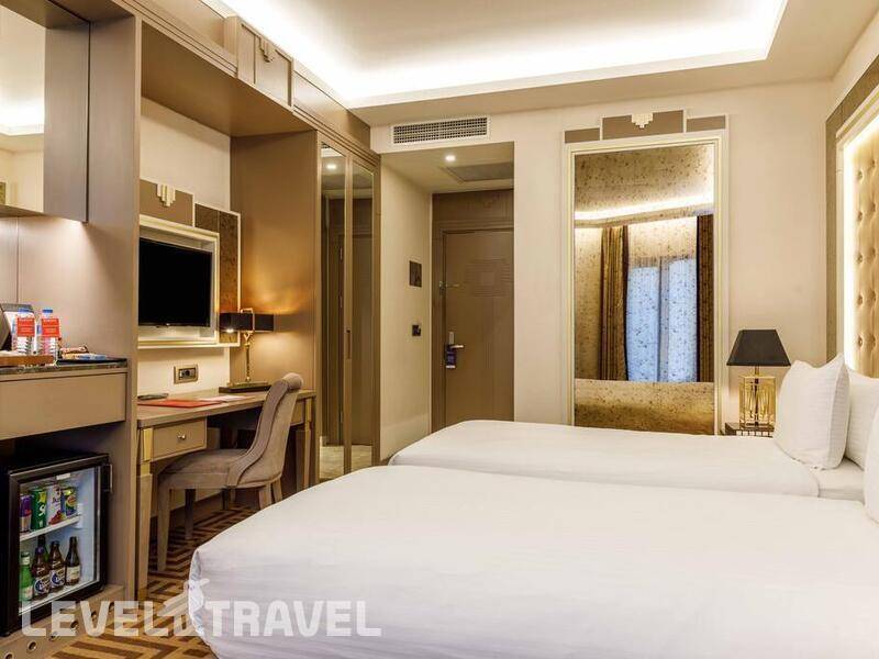 Фотография Ramada By Wyndham Istanbul Golden Horn (Ex. Ramada Hotel & Suites Istanbul Golden Horn)