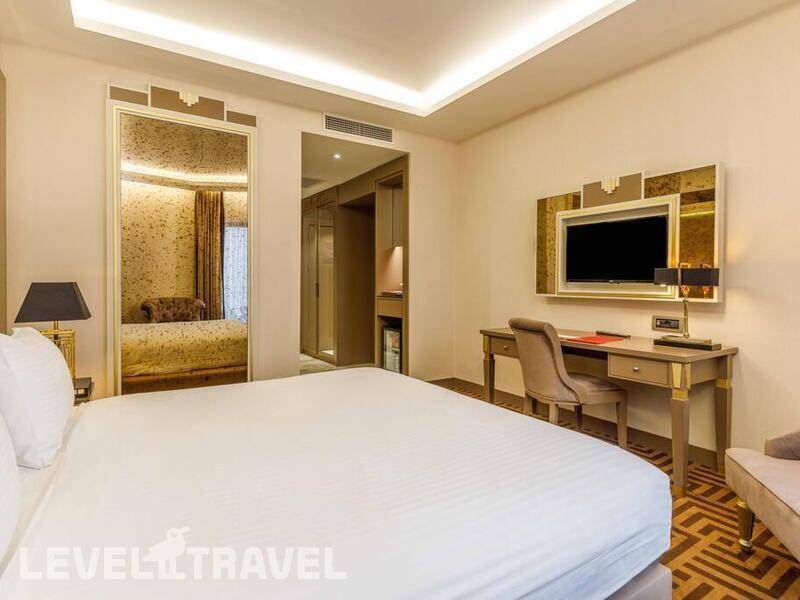 Фотография Ramada By Wyndham Istanbul Golden Horn (Ex. Ramada Hotel & Suites Istanbul Golden Horn)