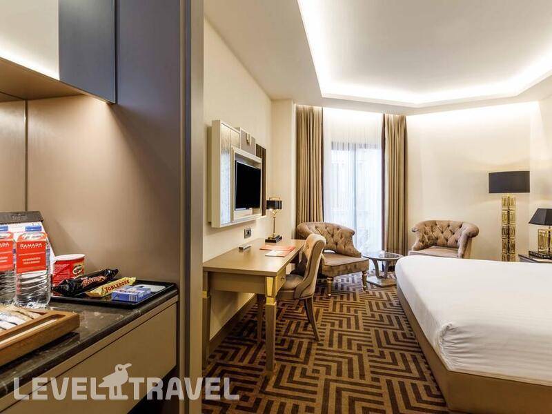 Фотография Ramada By Wyndham Istanbul Golden Horn (Ex. Ramada Hotel & Suites Istanbul Golden Horn)