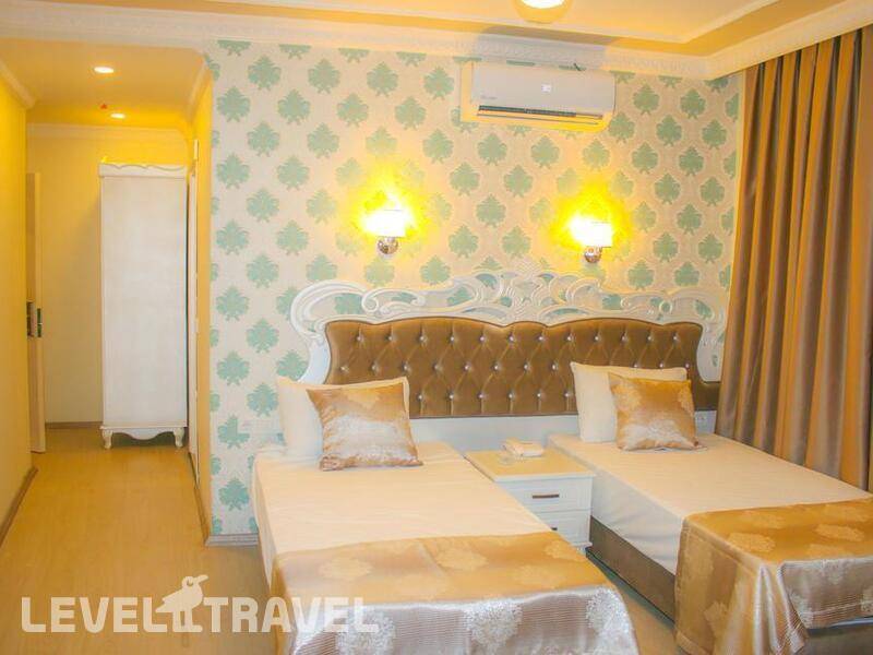 Фотография Deluxe Newport Hotel