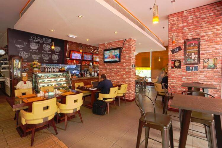 Mena Aparthotel