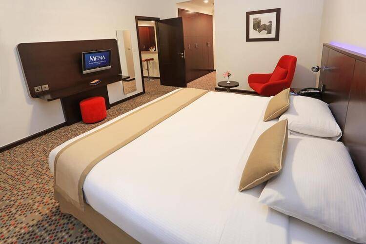 Mena Aparthotel