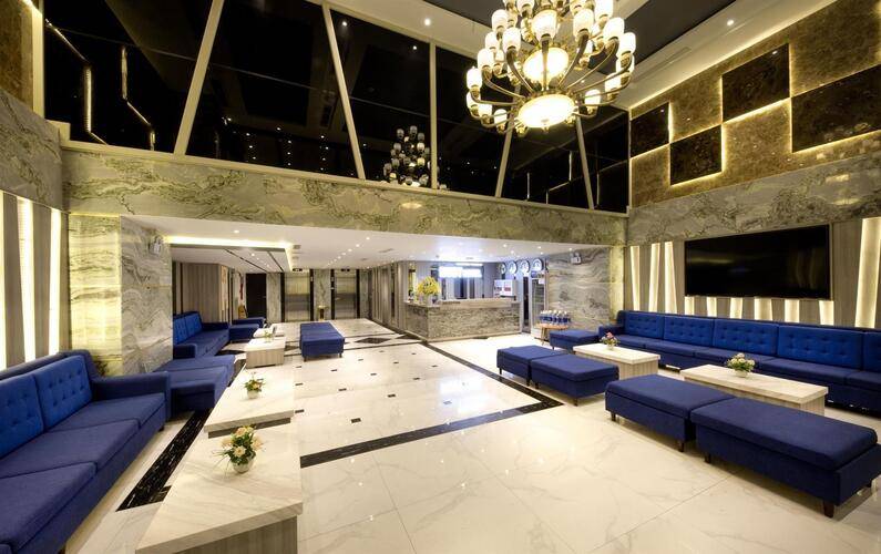 Ruby Hotel