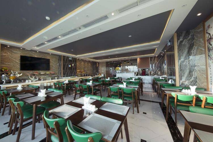 Ruby Hotel