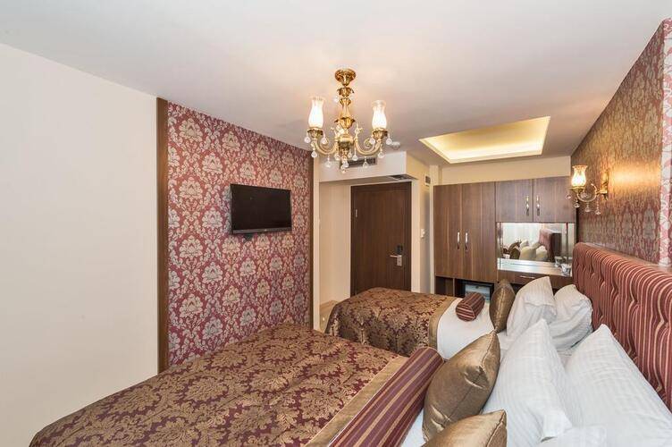 Marmara Place Old City Hotel