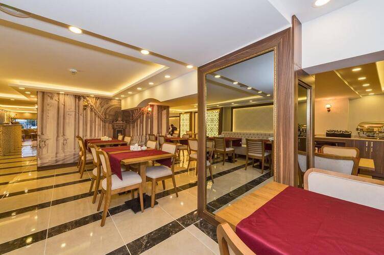 Marmara Place Old City Hotel