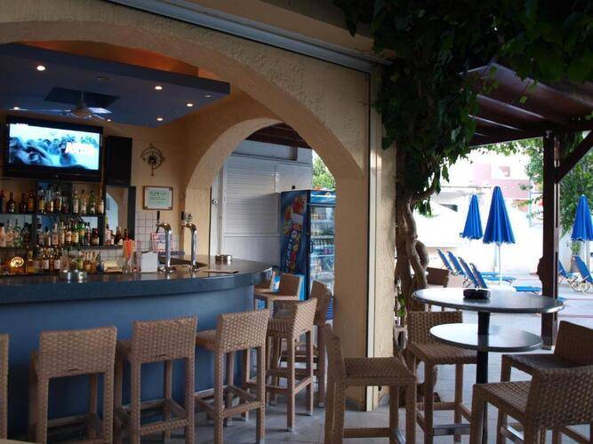 Apollon Hotel Apartments