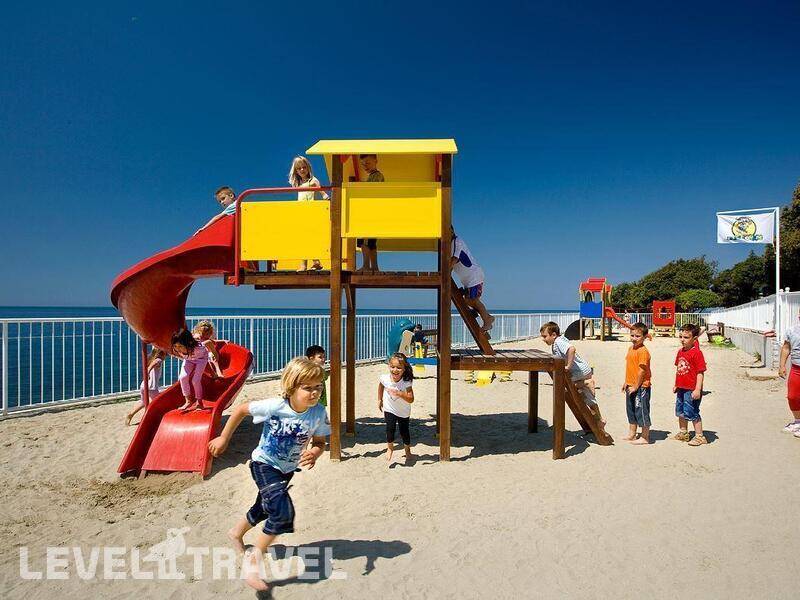 Фотография Lanterna Sunny Resort (Ex. Valamar Sunset Lanterna Apartments)